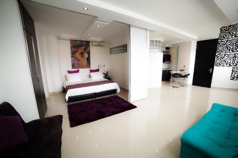Hotel 33 Conquest เมเดยิน ภายนอก รูปภาพ
